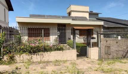 Casa com 4 quartos à venda no Petrópolis, Caxias do Sul , 377 m2 por R$ 2.000.000
