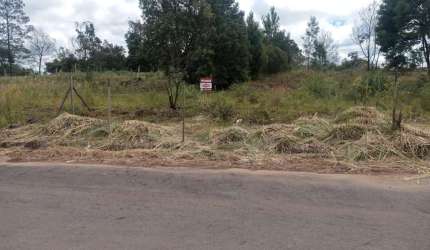 Terreno à venda no Diamantino, Caxias do Sul  por R$ 165.000