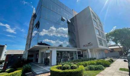 Ponto comercial à venda no São Leopoldo, Caxias do Sul , 49 m2 por R$ 320.000