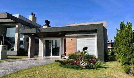Casa com 3 quartos à venda no Capão Novo, Capão da Canoa , 203 m2 por R$ 2.000.000