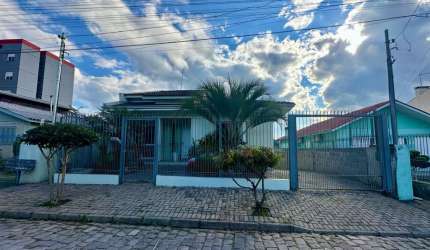 Casa com 3 quartos à venda no Desvio Rizzo, Caxias do Sul , 176 m2 por R$ 790.000