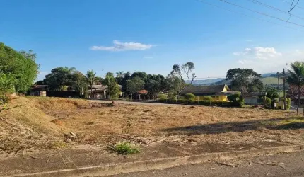 Lindo terreno de 1042m² em Tuiuti/SP