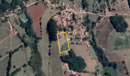 Área para chácara de 8.000 m² no Bairro dos Godoy em Tuiuti/SP