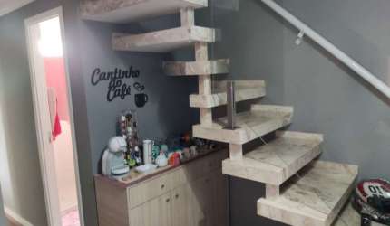Imperdível! Apartamento duplex à venda em Cotia-SP, Jardim Ísis. 3 quartos, 1 suíte, 1 banheiro, 1 vaga, 68,78 m².