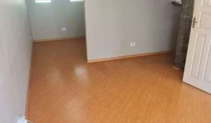 Sobrado em Condomínio à Venda em Cotia-SP, Bairro do Maranhão: 2 Quartos, 1 Banheiro, 2 Vagas de Garagem, 67m² de Área.