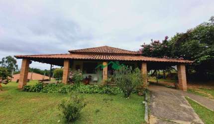 Chácara com 2 dormitórios à venda, 2500 m² por R$ 700.000 - Clube dos 500 - Guaratinguetá/SP