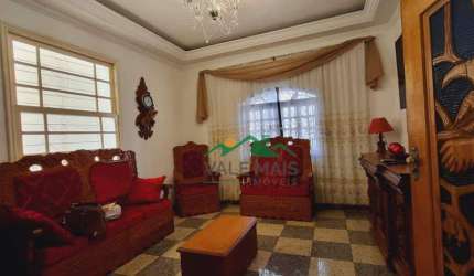 Casa com 3 dormitórios à venda, 302 m² por R$ 1.200.000 - Centro - Guaratinguetá/SP