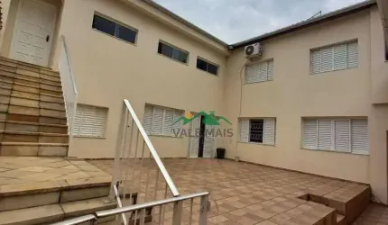Casa com 3 dormitórios à venda, 351 m² por R$ 1.700.000 - Belvedere Club dos 500 - Guaratinguetá/SP