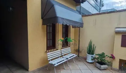 Casa com 3 dormitórios à venda, 222 m² por R$ 820.000 - Parque das Alamedas - Guaratinguetá/SP