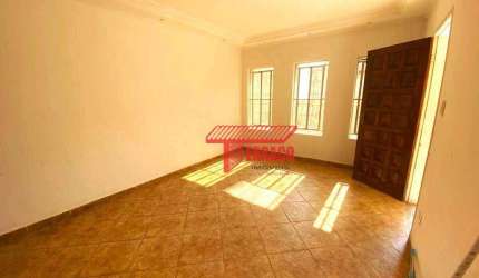 Casa com 3 dormitórios para alugar, 221 m² por R$ 6.140,15/mês - Jardim do Estádio - Santo André/SP