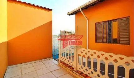 Casa de 179m² com 03 dormitórios e 02 vagas - Parque João Ramalho, Santo André