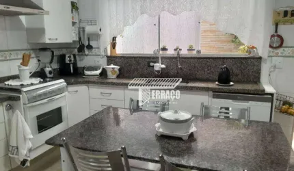Sobrado com 4 dormitórios à venda, 123 m² por R$ 732.000,00 - Santa Maria - Santo André/SP