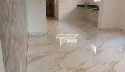 Sobrado com 4 dormitórios à venda, 197 m² por R$ 954.000,00 - Vila Homero Thon - Santo André/SP