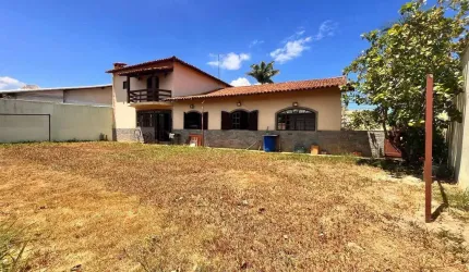 Amplo imóvel no Condomínio Orla Azul – Praia Linda, São Pedro da Aldeia