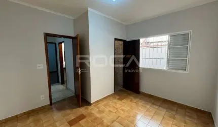Casa à venda no bairro Monte Alegre em Ribeirão Preto - Dormitorios - 1 Suíte!