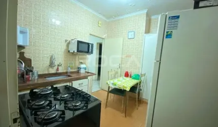 Casa padrão à venda em Sumarezinho, Ribeirão Preto: 4 dormitórios, 2 banheiros, garagem para 4 carros