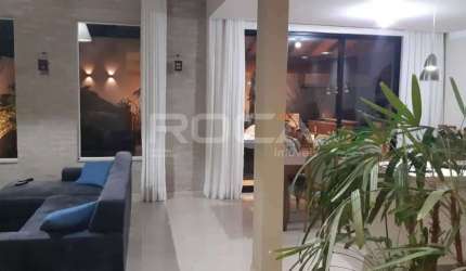 Venda de Casas / Condomínio na cidade de Ribeirão Preto