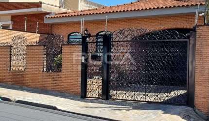 Casa à venda, com 3 dormitórios no bairro Jardim Paulistano, em Ribeirão Preto