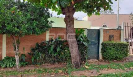 Venda de Casas / Padrão na cidade de Ribeirão Preto