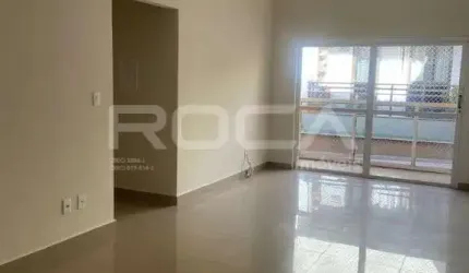 Apartamento à venda com 3 dormitórios no bairro Jardim Irajá, em Ribeirão Preto.