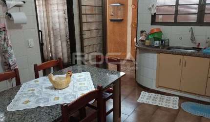 Linda casa à venda no Parque dos Bandeirantes, Ribeirão Preto