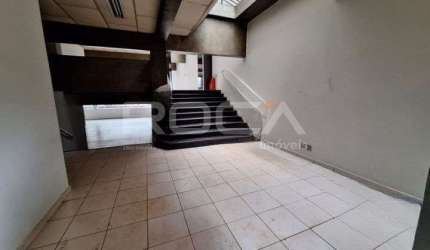Prédio Comercial para Alugar com 330m² de área útil no bairro Vila Seixas, Ribeirão Preto - Excelente Localização!