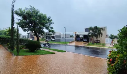Sobrado á venda alto padrão com 4 dormitórios na Vila do Golf em Ribeirão Preto