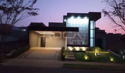 Casa á venda com 3 suites, no bairro Vila do Golf em Ribeirão Preto.