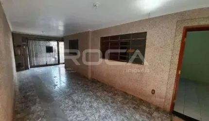 Casa no Ipiranga, em Ribeirão Preto - Venda e Locação