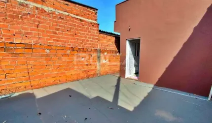 Casa à venda com 2 dormitórios no Jardim Piratininga em Ribeirão Preto.