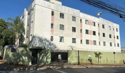 Apartamento à Venda com 2 quartos no bairro Campos Elísios em Ribeirão Preto.