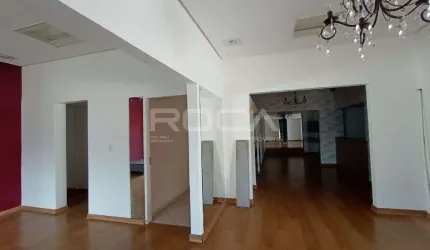 Casa Comercial para alugar com 200m² de área útil no Bairro Jardim Sumaré em Ribeirão Preto