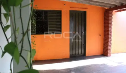 Casa à venda com 3 dormitórios no bairro Vila Virgínia, em Ribeirão Preto.