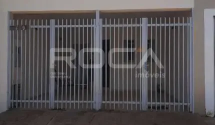 Casa à venda com 2 dormitórios no bairro Jardim Piratininga em Ribeirão Preto.