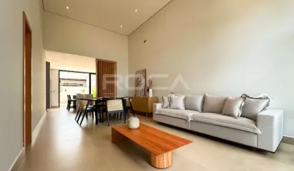 Casa em condomínio à venda com 3 suítes em Bonfim Paulista.