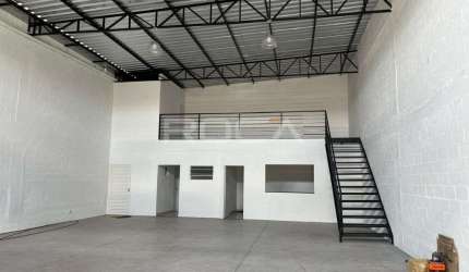 Galpão Comercial para venda e locação com 250m² de área útil em Bonfim Paulista, Ribeirão Preto!
