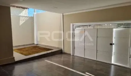 Casa à venda com 3 quartos na Vila Tibério, em Ribeirão Preto.