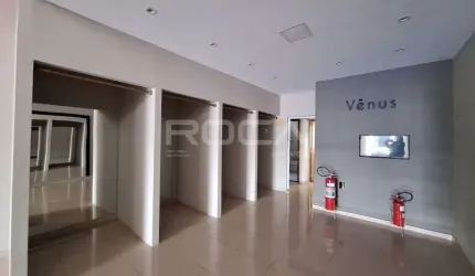Salão comercial para venda e locação com 177m² de área útil no Centro de Ribeirão Preto.
