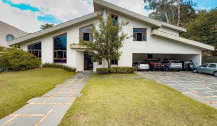 Casa em condomínio fechado com 4 quartos à venda na Sorocaba, 135, Alphaville, Barueri por R$ 6.500.000