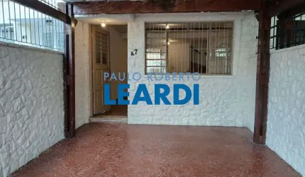 Casa à venda na Rua Doutor Ribeiro de Almeida, 47, Bom Retiro, São Paulo por R$ 800.000