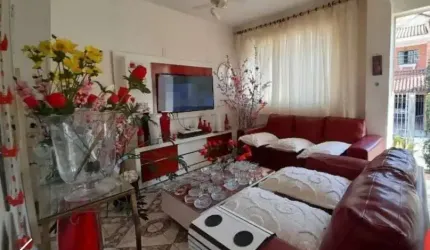 Casa com 2 quartos à venda na Rua das Cotovias, 26, Vila Mariza Mazzei, São Paulo por R$ 650.000