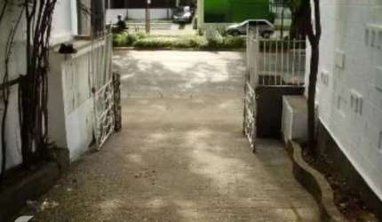 Ponto comercial para alugar na Avenida Pacaembu, 1637, Pacaembu, São Paulo por R$ 18.000