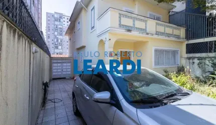 Casa à venda na Rua Bitencourt Sampaio, 93, Vila Mariana, São Paulo por R$ 2.040.000