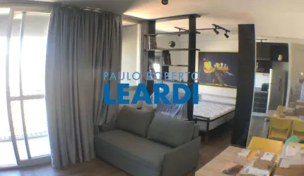 Apartamento à venda na Rua Heitor Penteado, 1977, Sumarezinho, São Paulo por R$ 690.000
