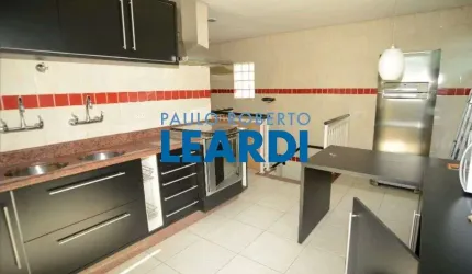 Casa à venda na Rua Doutor Costa Júnior, 280, Perdizes, São Paulo por R$ 2.200.000