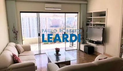 Cobertura à venda na Avenida Lacerda Franco, 115, Aclimação, São Paulo por R$ 1.300.000