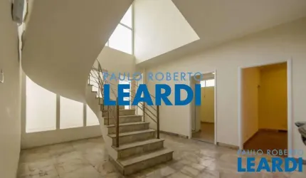 Casa à venda na Rua Almirante Pereira Guimarães, 360, Pacaembu, São Paulo por R$ 2.800.000