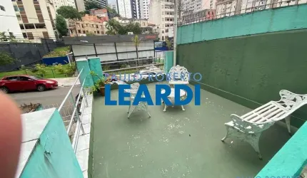 Casa à venda na Rua Almirante Marques Leão, 745, Bela Vista, São Paulo por R$ 1.995.000
