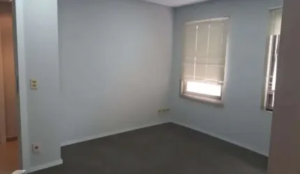 Ponto comercial à venda na Rua Emílio de Menezes, 76, Higienópolis, São Paulo por R$ 500.000