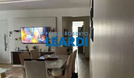 Apartamento à venda na Rua Imaculada Conceição, 147, Santa Cecília, São Paulo por R$ 800.000